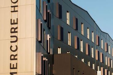 هتل Mercure Brest Centre Port