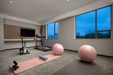 酒店 Ramada Encore By Wyndham Wuhan West