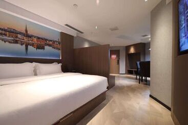 酒店 Ramada Encore By Wyndham Wuhan West