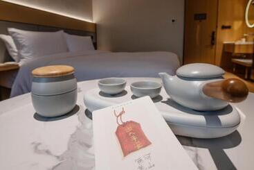 Ji Hotel Shanghai Pudong Airport Free Trade Zone