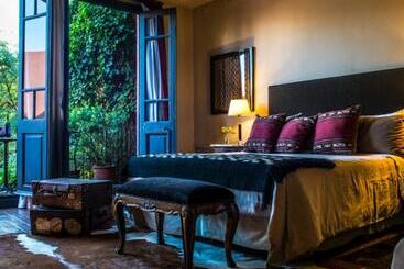 Be Jardin Escondido By Coppola - Buenos Aires