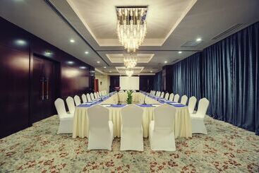 هتل Best Western Premier Tuushin
