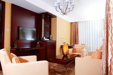 هتل Best Western Premier Tuushin