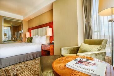 هتل Best Western Premier Tuushin
