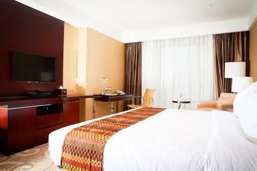هتل Best Western Premier Tuushin