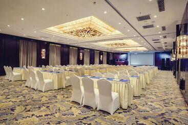 هتل Best Western Premier Tuushin