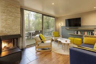 فندق Center Parcs Les Hauts De Bruyeres