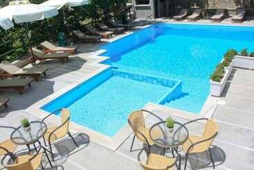 هتل Elia Village By Irida Iris Group