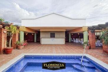 هتل Florencia Plaza