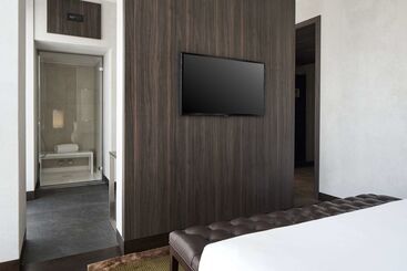 هتل Hyatt Centric Milan Centrale