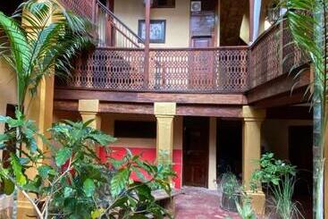 هتل Jafferji House