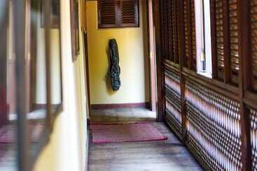 هتل Jafferji House