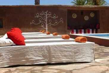 هتل Kasbah Dar Essalam