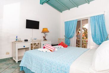 Ocean Point Beach Resort & Spa Adults Only - Saint John's