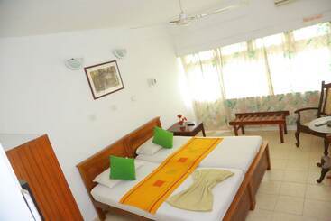 هتل Ranveli Beach Resort