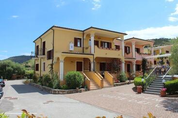هتل Residence Corte Dei Venti