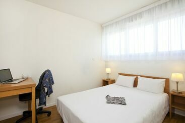 هتل Séjours & Affaires Rennes Longs Champs