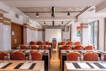 Smart Hotel Bishkek