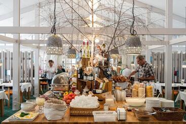 Strandhotel Balka Søbad