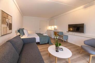 Strandhotel Balka Søbad