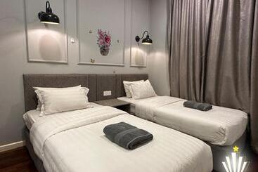 The Shore Hotel & Residences By La Vista