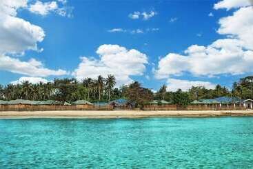هتل Aquazul Resort And