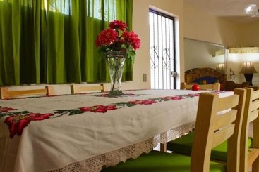 هتل Cannacare By Oyo Rooms