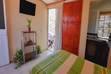 هتل Cannacare By Oyo Rooms