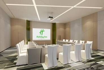 هتل Holiday Inn Yongkang By Ihg