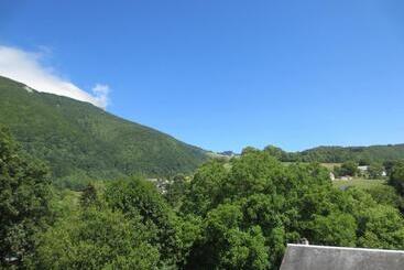 هتل Hôtel Les Deux Cols