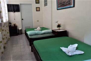 ホテル La Casa Roa Hostel