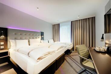 هتل Premier Inn Hamburg City Klostertor