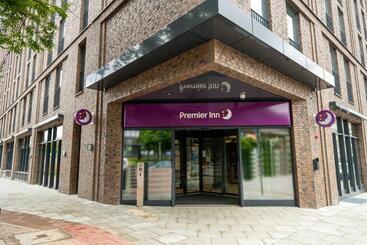 هتل Premier Inn Hamburg City Klostertor