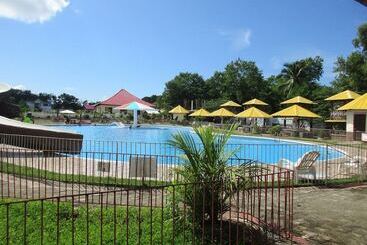 هتل Tmi Resort