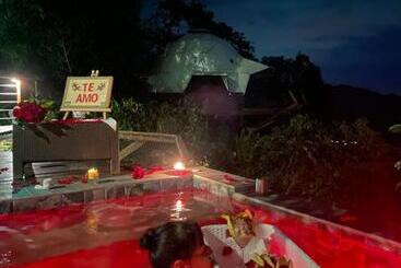 هتل Trekker Glamping