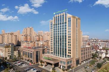 هتل Wyndham Garden Changde Hanshou