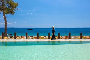 هتل Isla Brown Corinthia Resort & Spa, Curio Collection Hilton