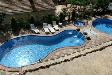 Alojamientos Rurales Benarum Con Spa