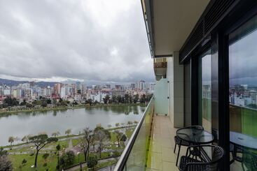 هتل Miramar Luxury Residences