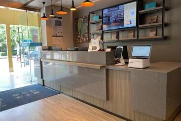 Hanting Hotel Shanghai Pujiang Ent Hospital