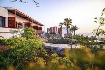 هتل King Fisher Village