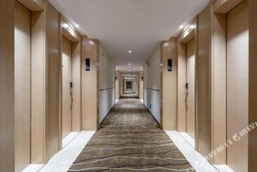 هتل City Comfort Inn Nanning Kuaihuan Building Materials Market Yongwu Road Metro Station