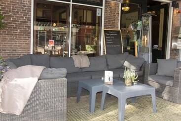 هتل Duhoux Leeuwarden