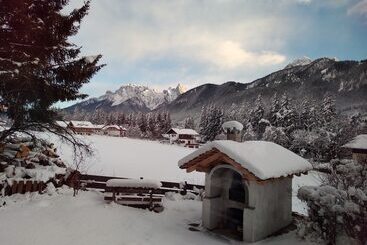هتل Garni Appartements Helvetia