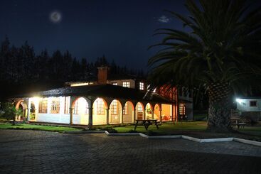 هتل Hosteria San Carlos Tababela
