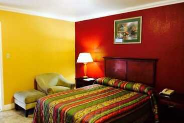 هتل M B Motor Inn