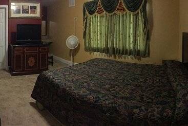 هتل M B Motor Inn