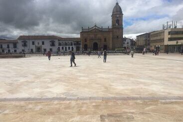 هتل Parque Santander Tunja