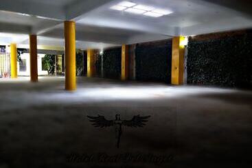 هتل Real Del Angel