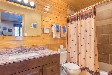 هتل Canyon Cabins